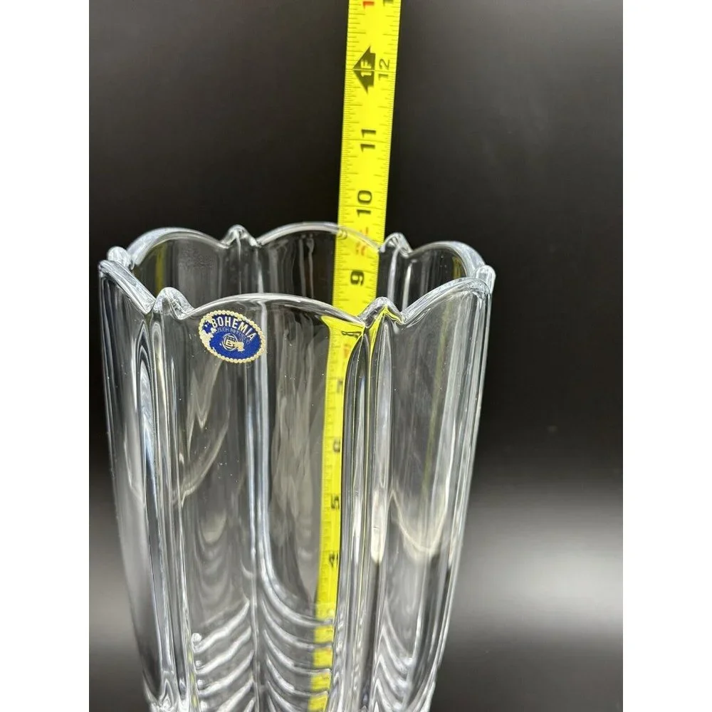 Czech Republic Bohemian Scalloped Top Ribbed Crystal Clear Vase‎ 10